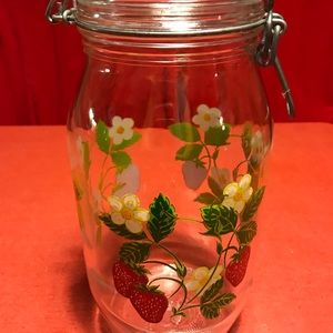 Vintage Arc Glass Strawberry Jar 2 Liter